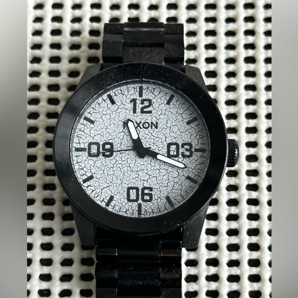 COPY - Nixon corporal watch